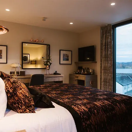 Wood Bay 4*