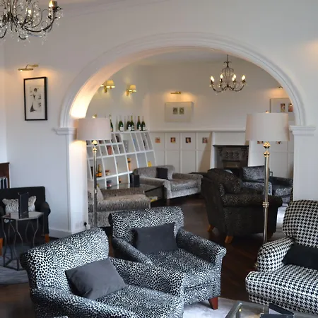 Wood Bay Hotel Windermere