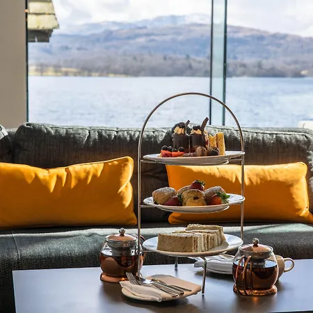 Wood Bay Hotel