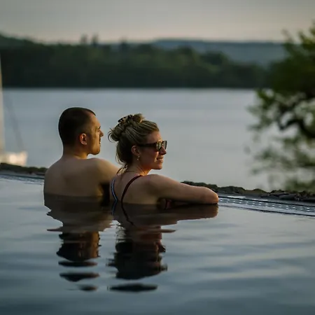 لو وود باي 4* ويندرمير