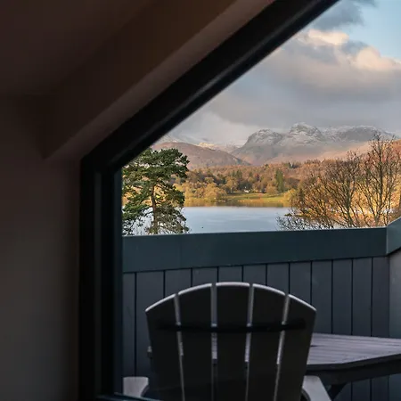Hotel Wood Bay 4*