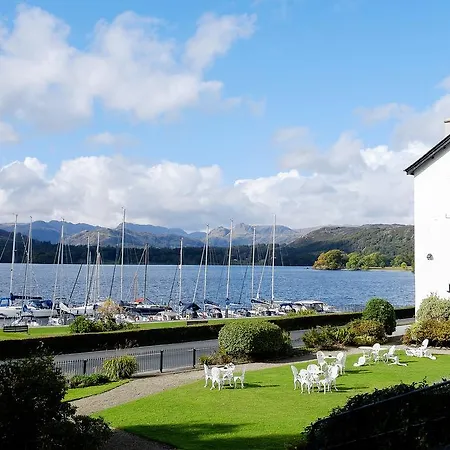 Wood Bay Hotel Windermere