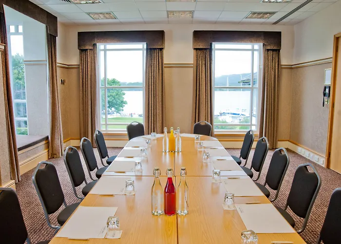 لو وود باي 4* ويندرمير