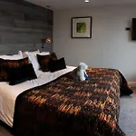 Wood Bay Hotel Windermere