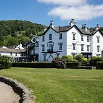 Wood Bay Hotel